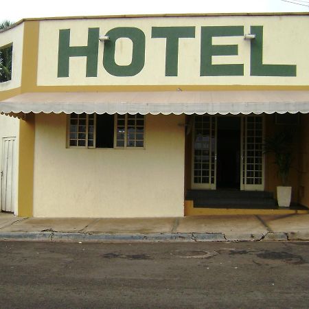 Hotel Colonial Lencois Paulista Exterior photo